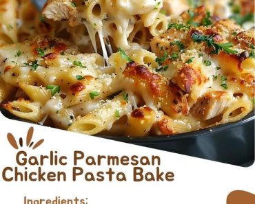 Garlic Parmesan Chicken Pasta Bake