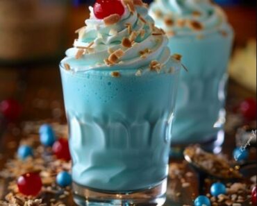 BLUE SCOOBY SNACK SHOTS