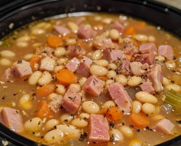 Hearty Ham and Bean Soup