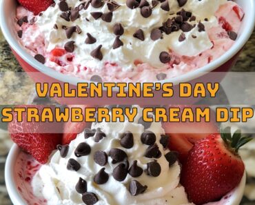 Valentine’s Day Strawberry Cream Dip