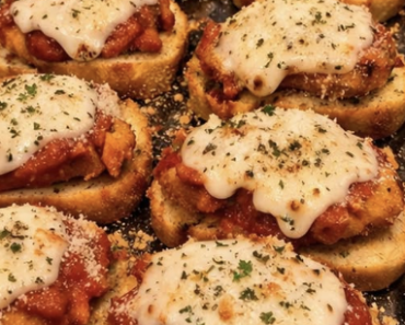 Chicken Parm Sliders.26 Chicken Parm Sliders.26