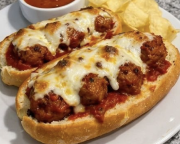 Garlic Meatball Subs.26 Garlic Meatball Subs.26